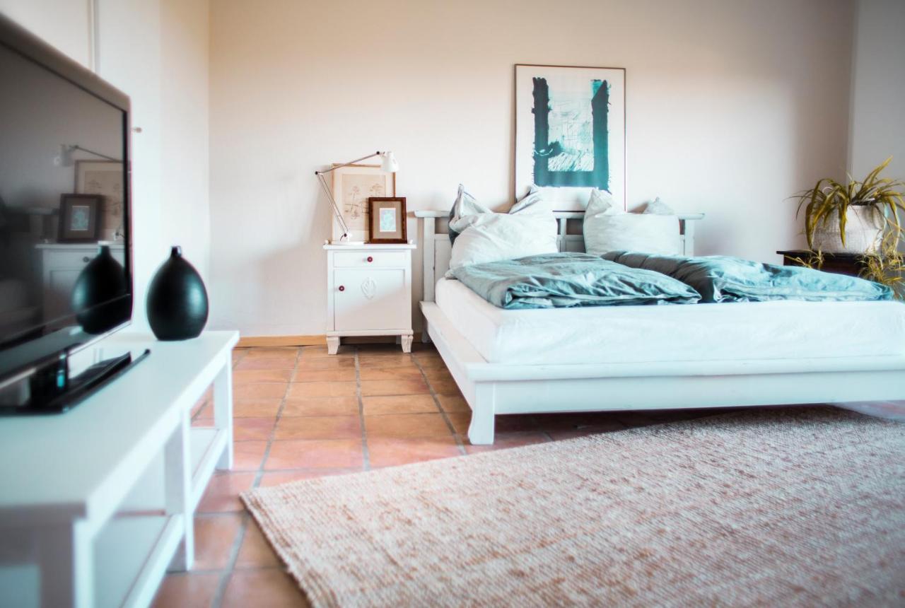 Bed & Breakfast Unter Den Linden Hungen ภายนอก รูปภาพ